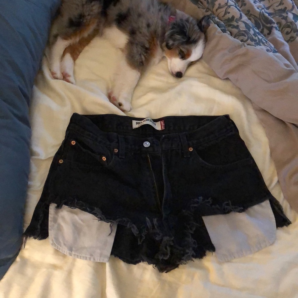 Levi’s relaxed fit ripped shorts W32 L32